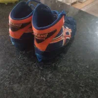 کفش کشتی|کیف، کفش، کمربند|شاهین دژ, |دیوار