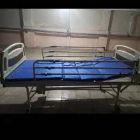 تخت بیمارستانی