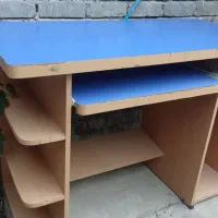 میز تحریر و کامپوتر کاملا سالم