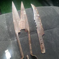 چاقو و قیچی قدیمی|کلکسیون اشیاء عتیقه|پردیس, فاز ۱۱|دیوار