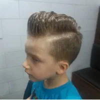 آرایشگر مردانه