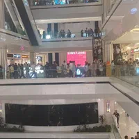 ۱۴متر تجاری سرمایه گذاری لاین اصلی پاساژ کوروش مال
