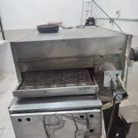 فر پیتزا و دستگاه ذرت مکزیکی در حد نو قیمت ۹۰