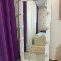 آیینه هالیوودی چراغدار