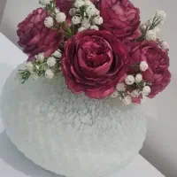گلدان وگل رز مصنوعی