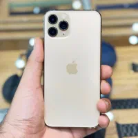 ایفون 11Pro zaa 256 باطری۱۰۰
