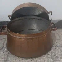 دیگ و تشت مسی بزرگ|ظروف پخت‌وپز|قوچان, |دیوار