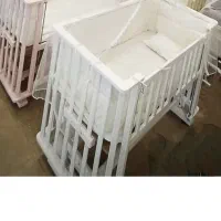 تخت بغل مادر