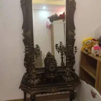 آینه و شمعدان و ساعت