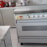 گلین گاز همراه با فر و جوجه گردان