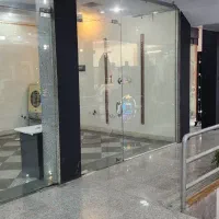 27 متر تجاری بهر خیابان نبش پاساژ