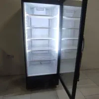 یخچال تک درب ایستاده