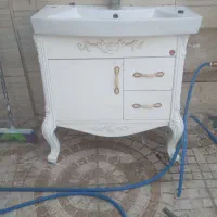 روشویی با شیر