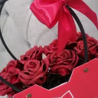 باکس گل ترند کادویی و یلدایی|گل مصنوعی|خوی, |دیوار