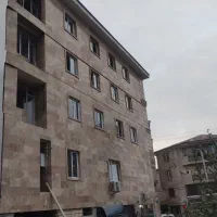 انجام خدمات سنگ کاری و کاشی کاری
