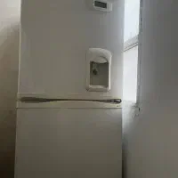 یخچال و فریزر اسنوا