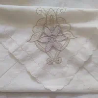 پارچه و سجاده و چادر رنگی و سرویس گلدوزی نو موجود