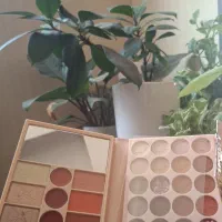 محصولات مراقبتی وارایشی|آرایشی، بهداشتی، درمانی|شیراز, زیباشهر|دیوار