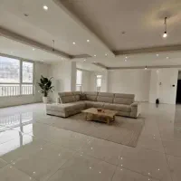 سندتک-برگ-رو-به-آفتاب-رستاخیز-خیابان-های-بالا