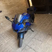 YAMAHA R15
