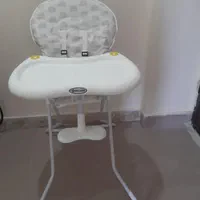 صندلی غذای کودک مارک دلیجان کاملا سالم و نو