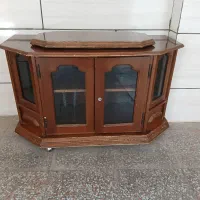 میز تلوزیون  تمام چوب  کارکرده   ۴ میلیون تومان