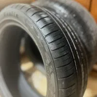 یک جفت لاستیک اریزو ۵ ، خارجی ۹۵٪