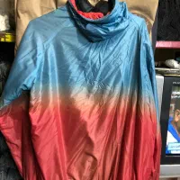 بادگیر ورزشی|لباس|شهریار, شهریار|دیوار