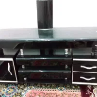 زیر تلویزیون سالم و به شرط تخفیف داره