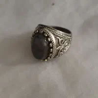 انگشتر زیبا