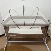 تخت کنار مادر ورونا