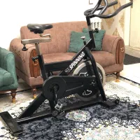 دوچرخه اسپینینگ باشگاهی به همراه لوازم