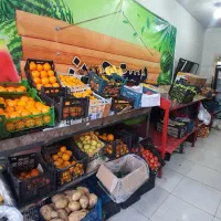 واگذاری  مغازه میوه فروشی حاشیه آوینی