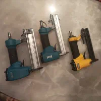 میخکوب و منگنه کوب