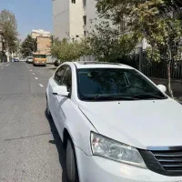 جیلی امگراند ۲۰۱۴ صندوق دار اتوماتیک|خودرو سواری و وانت|تهران, بهار|دیوار