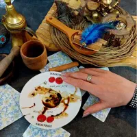 فال حضوری تاروت و قهوه برای بانوان وتلفنی عموم