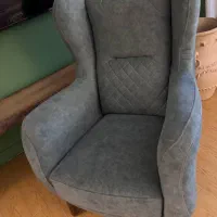 یک عدد مبل تک نفره