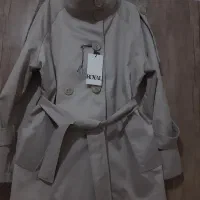 بارونی استردار نونو|لباس|تهران, تسلیحات|دیوار