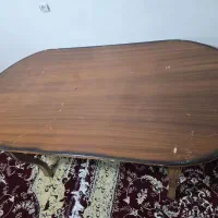میز غذا خوری بزرگ و سالم