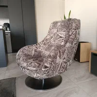 مبل راحتی گردان پایه استیل