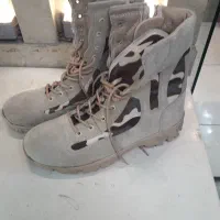 پوتین مرزبانی|کیف، کفش، کمربند|تبریز, |دیوار