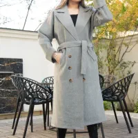 فروشنده پوشاک بانوان