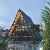 طراحی ساخت اجرای کلبه سوئیسی ویلا چوبی و بتنی