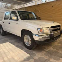 تویوتا هایلوکس