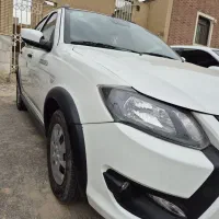 کوییک اس ، ۱۴۰۲ سفید