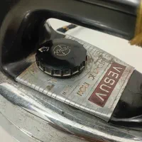 اتو قدیمی.اتو|اتو و لوازم اتو|مشهد, چهارچشمه|دیوار