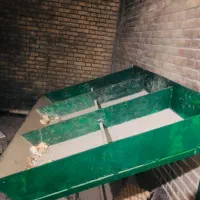 استند آهنی میوه سالم