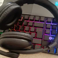 هدفون / هدست|لوازم جانبی موبایل و تبلت|اسلام‌شهر, شهرک توحید|دیوار