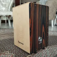 کاخن manos
