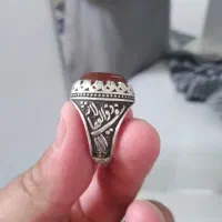 اگشتر نقره با نگین عقیق خرمایی